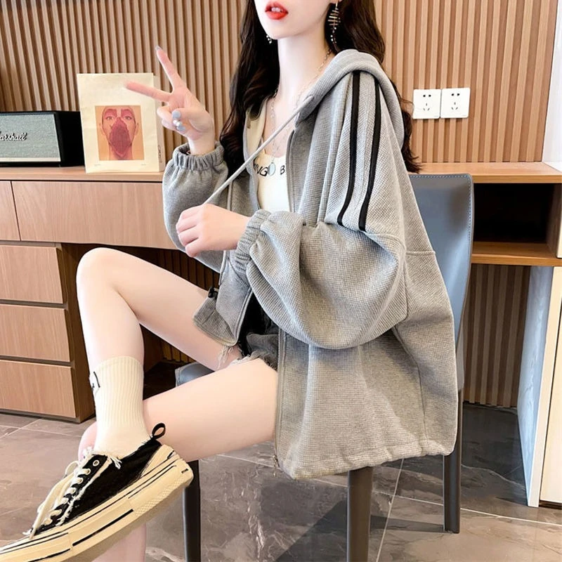 지퍼가 달린 색상 대비 여성용 후드티 스웨트셔츠 필수  - Winter Clothing Essentials For Women 리뷰 및 가격